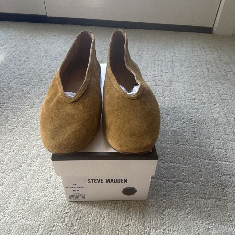 Steve Madden Mustard Suede Slip-On Flats Solid Casual Women’s 10